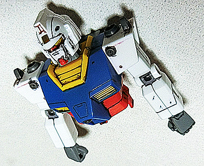 プラモ初代『HG ガンダム』ばい『バンダイ』さん